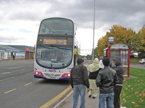 Bus punctuality: devolve to councils, says Pteg