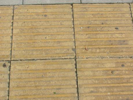 RBKC?plans to use corduroy tactile paving to delineate different zones of the street. The tactile paving would be laid in 800mm-wide strips, and possibly be ‘transparent’ or made of stainless steel.