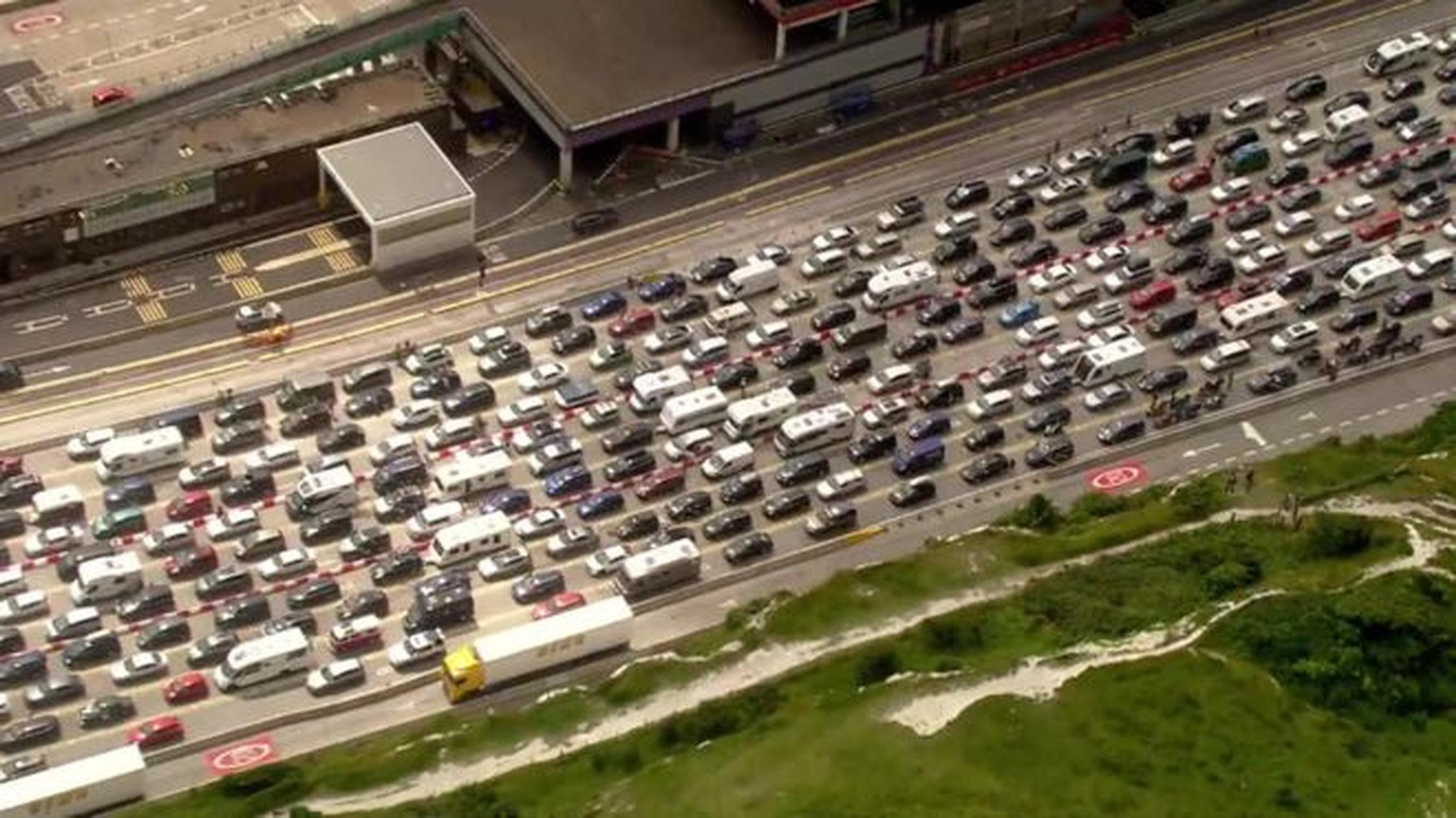 Traffic heading to the Port of Dover faced delays of up to 14 hours this weekend (BBC)