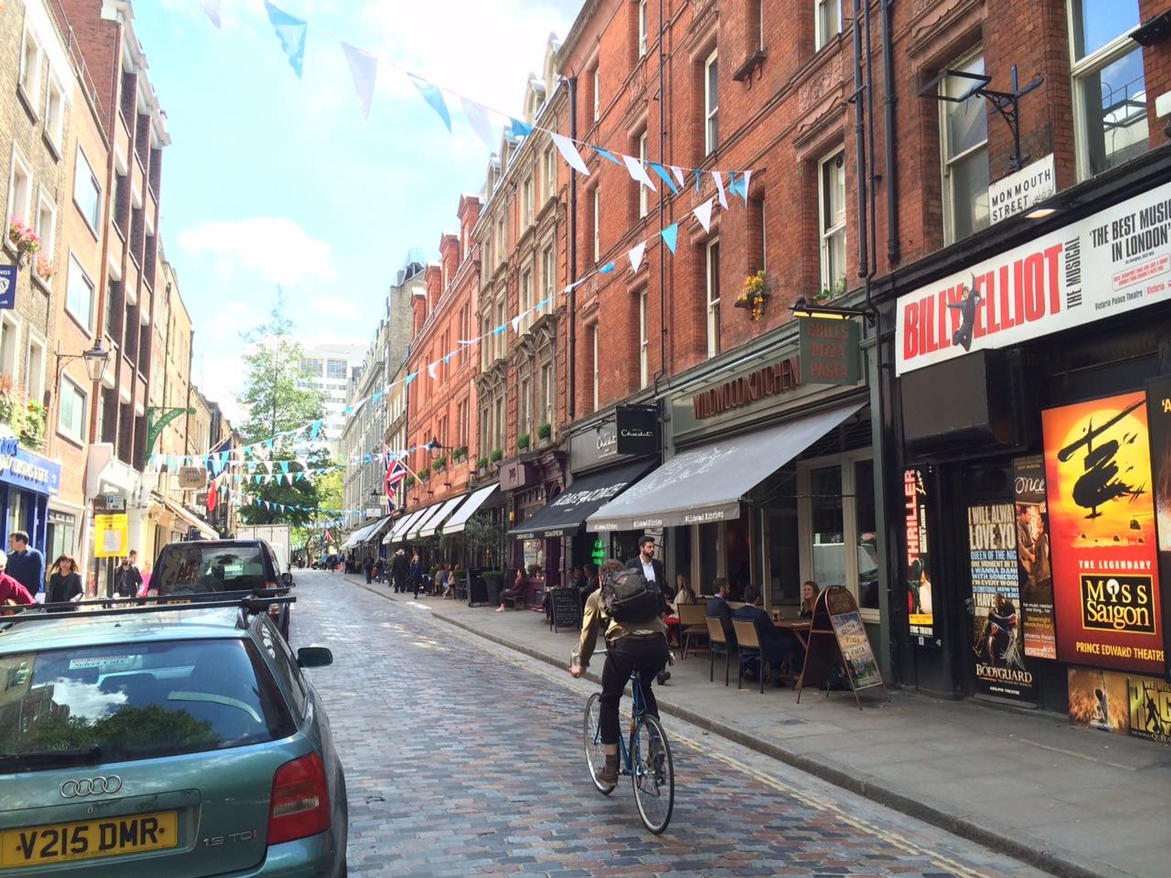 Seven Dials near Covent Garden: a good example of a humane and safe shared space