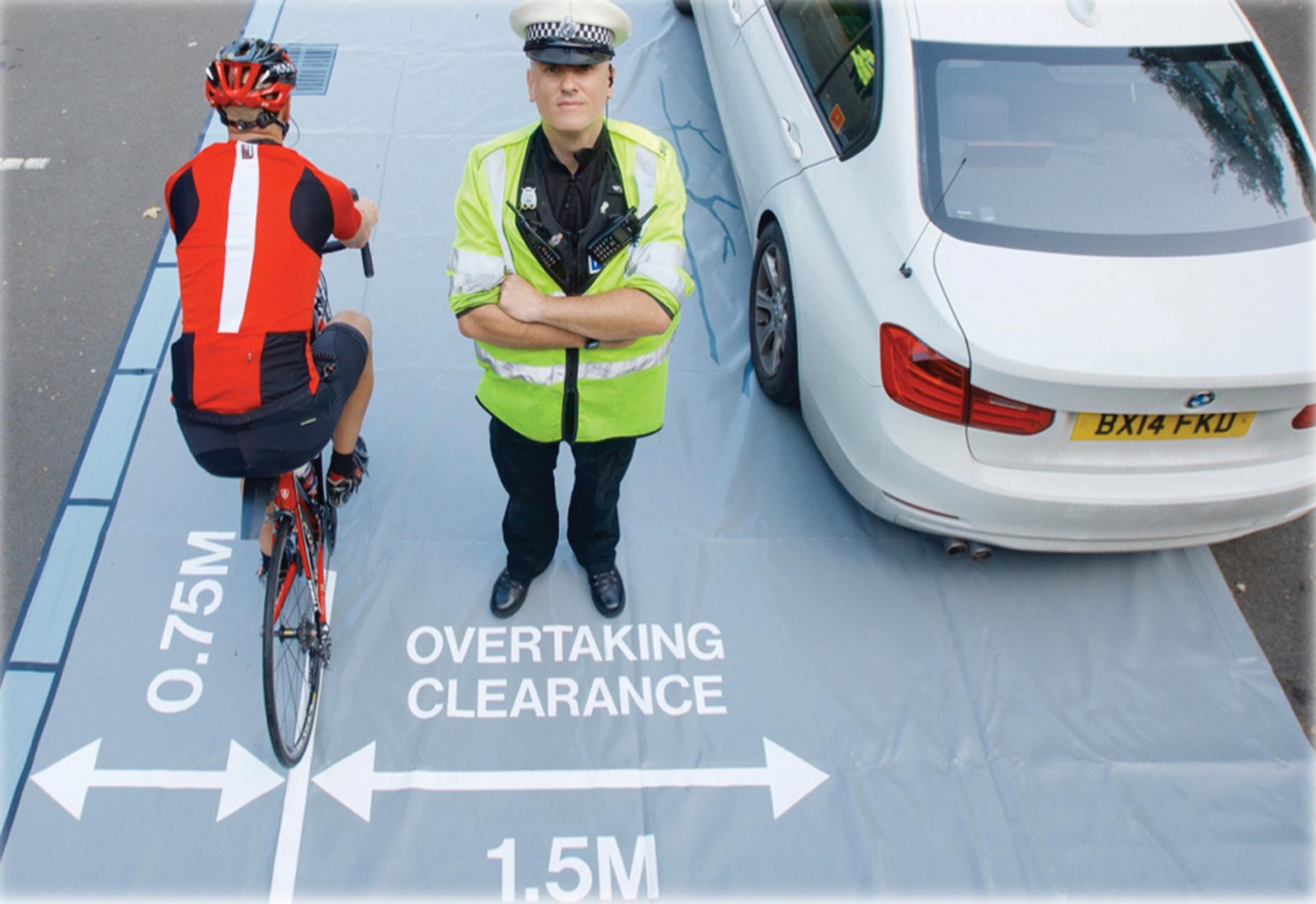 The ‘close pass’ mat shows drivers that they should leave a width of 1.5 metres when overtaking cyclists