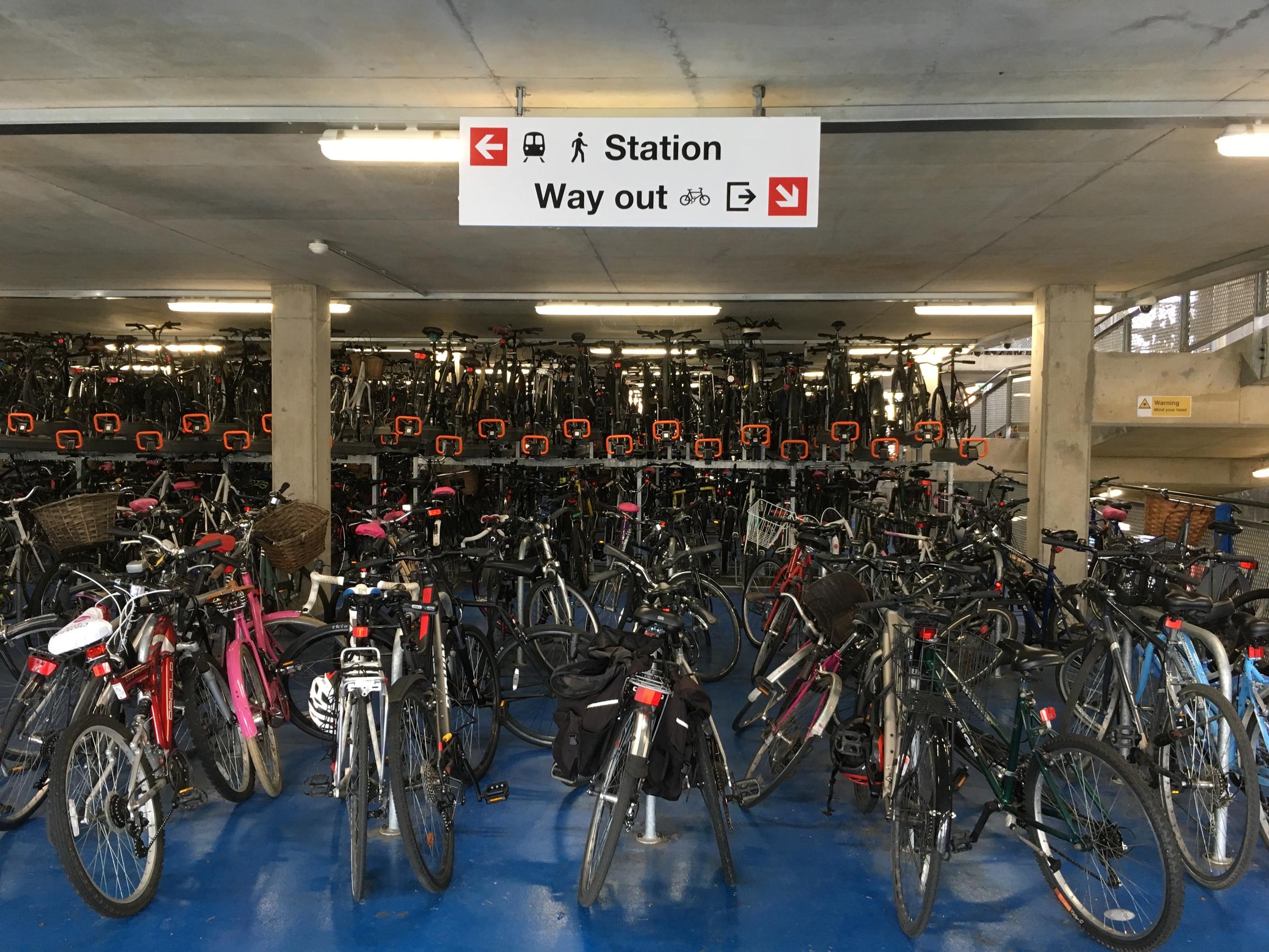 Tracks calls for better incentives for bike hire at rail stations