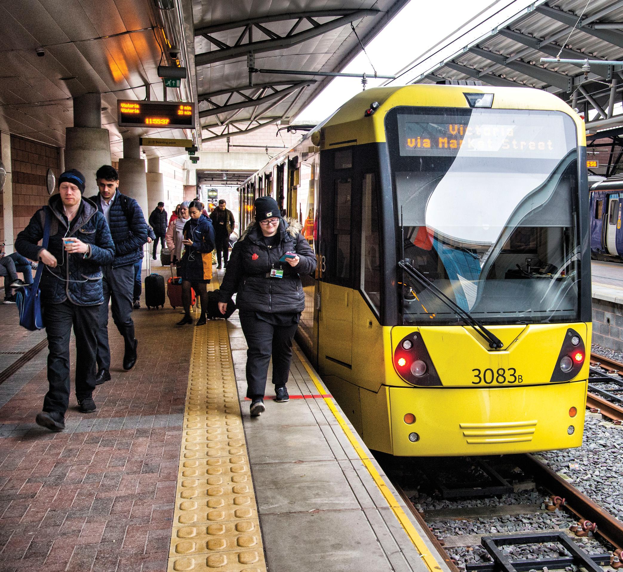 More than 10,000 incomplete journeys were recorded on Metrolink in first 10 days of contactless ticketing