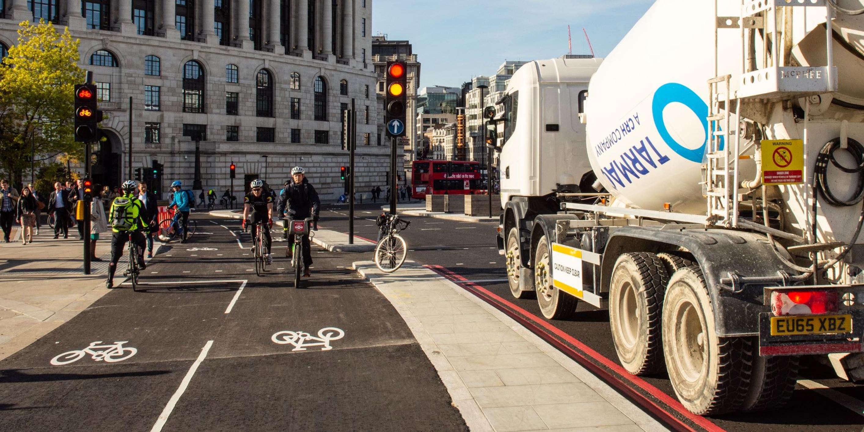A fifth of cyclists who were previously using dedicated and segregated cycle lanes have now moved onto the road and plan to remain cycling on the street