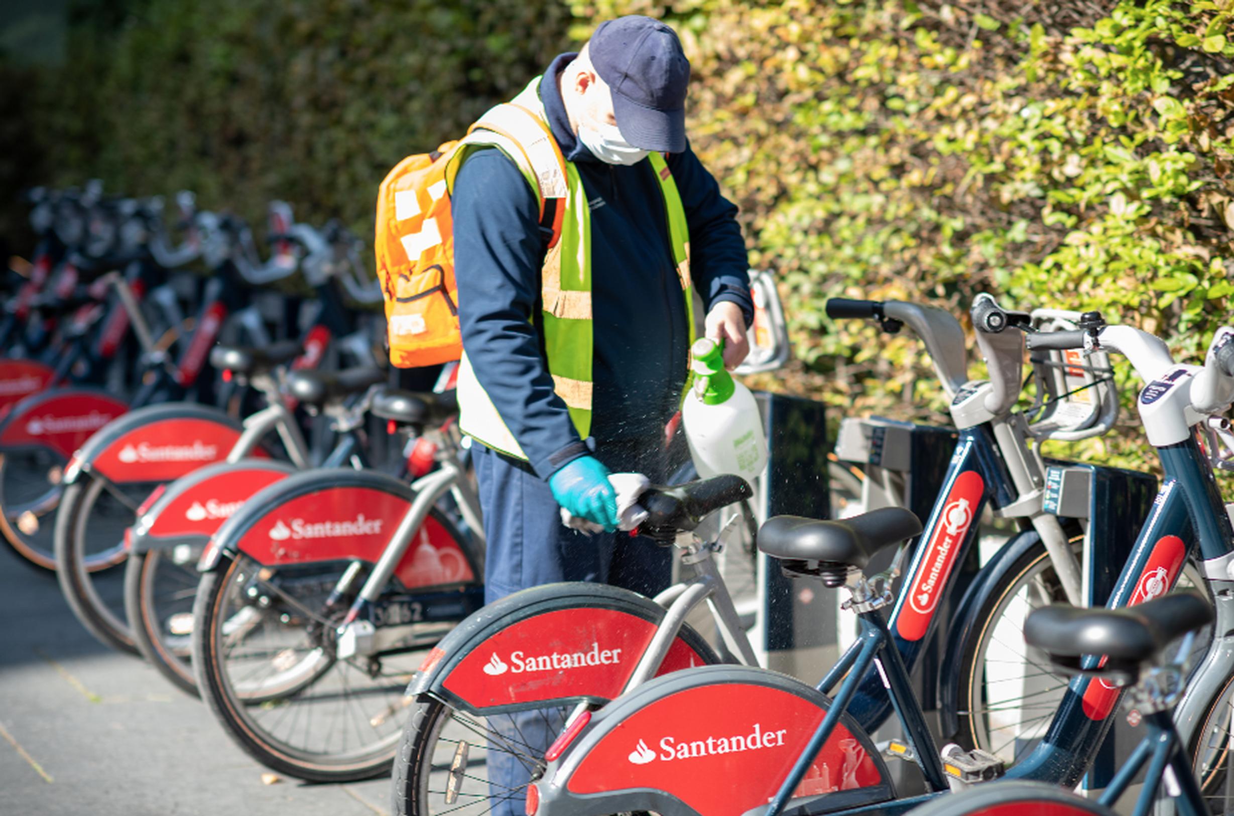 Three new Santander Cycles docking stations have been opened along the route