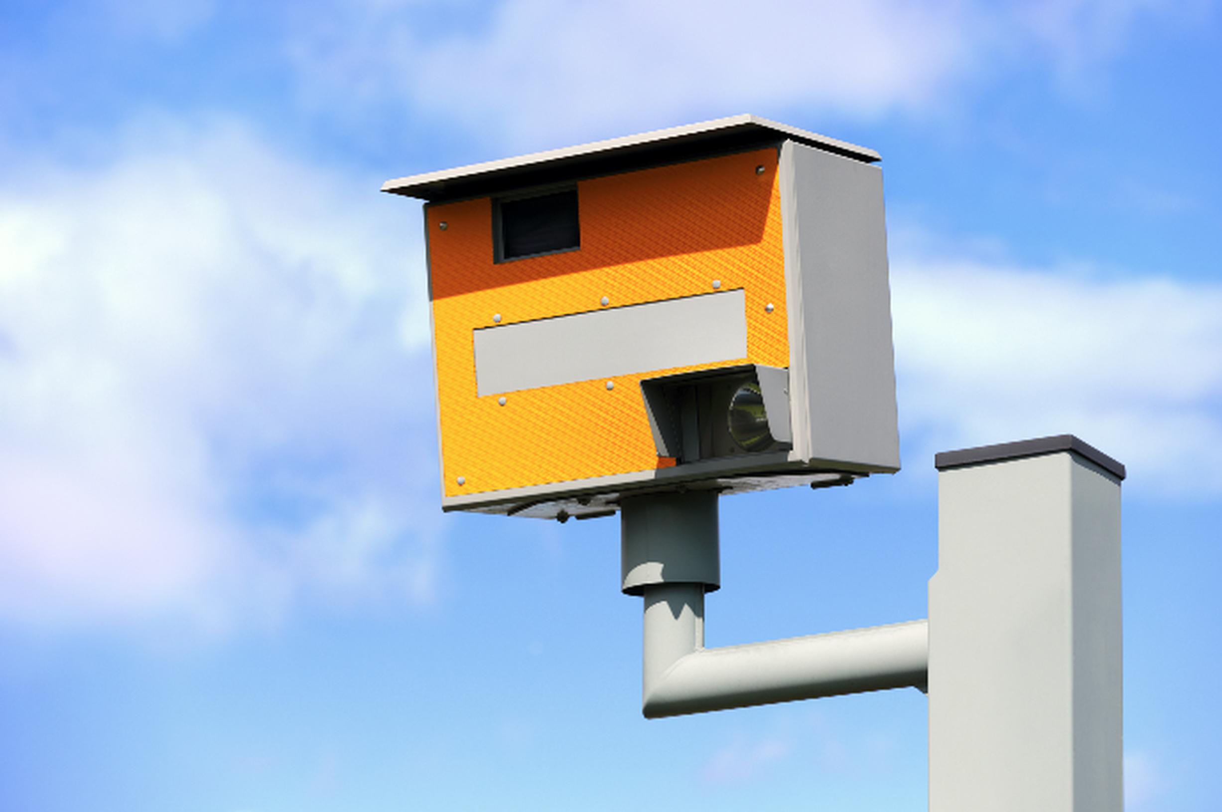 82% of the British driving public support using speed cameras to automatically fine drivers travelling more than 10mph over the limit near schools