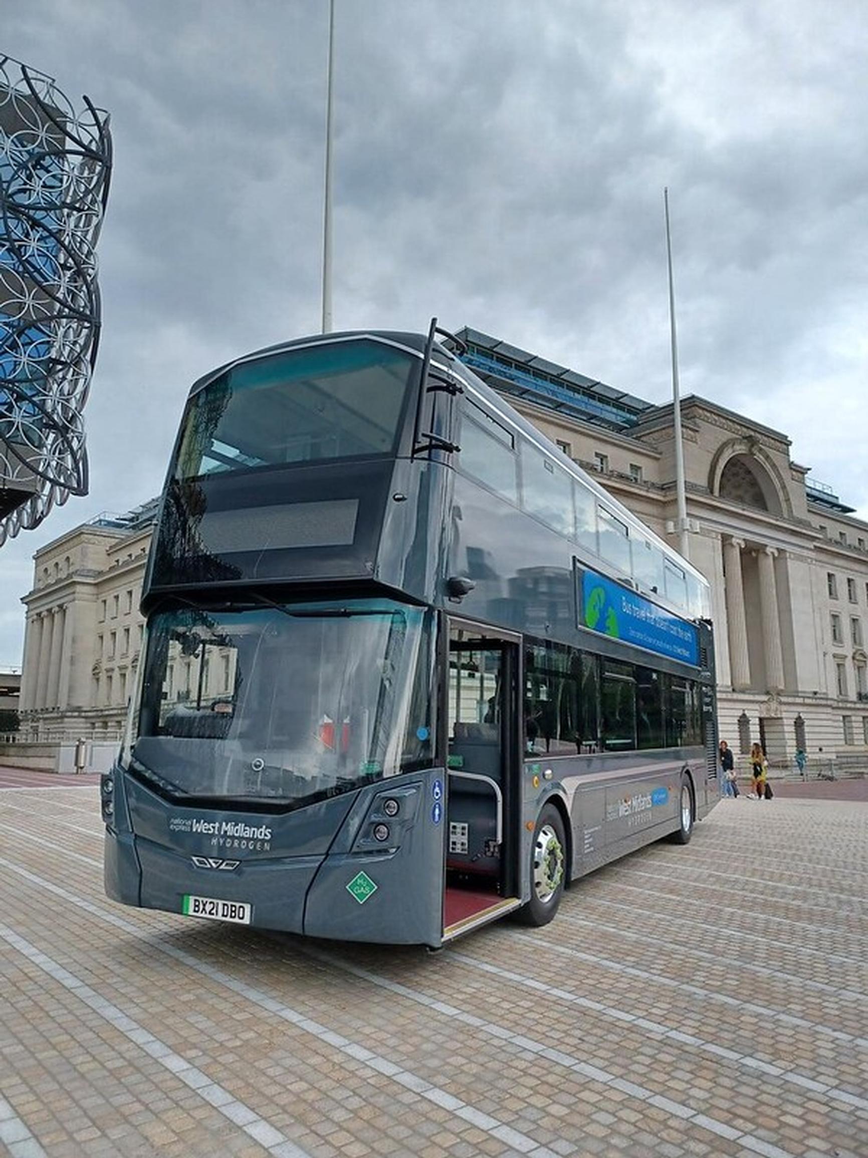 Trial of hydrogen fleet launched on
Birmingham’s bus rapid transit route