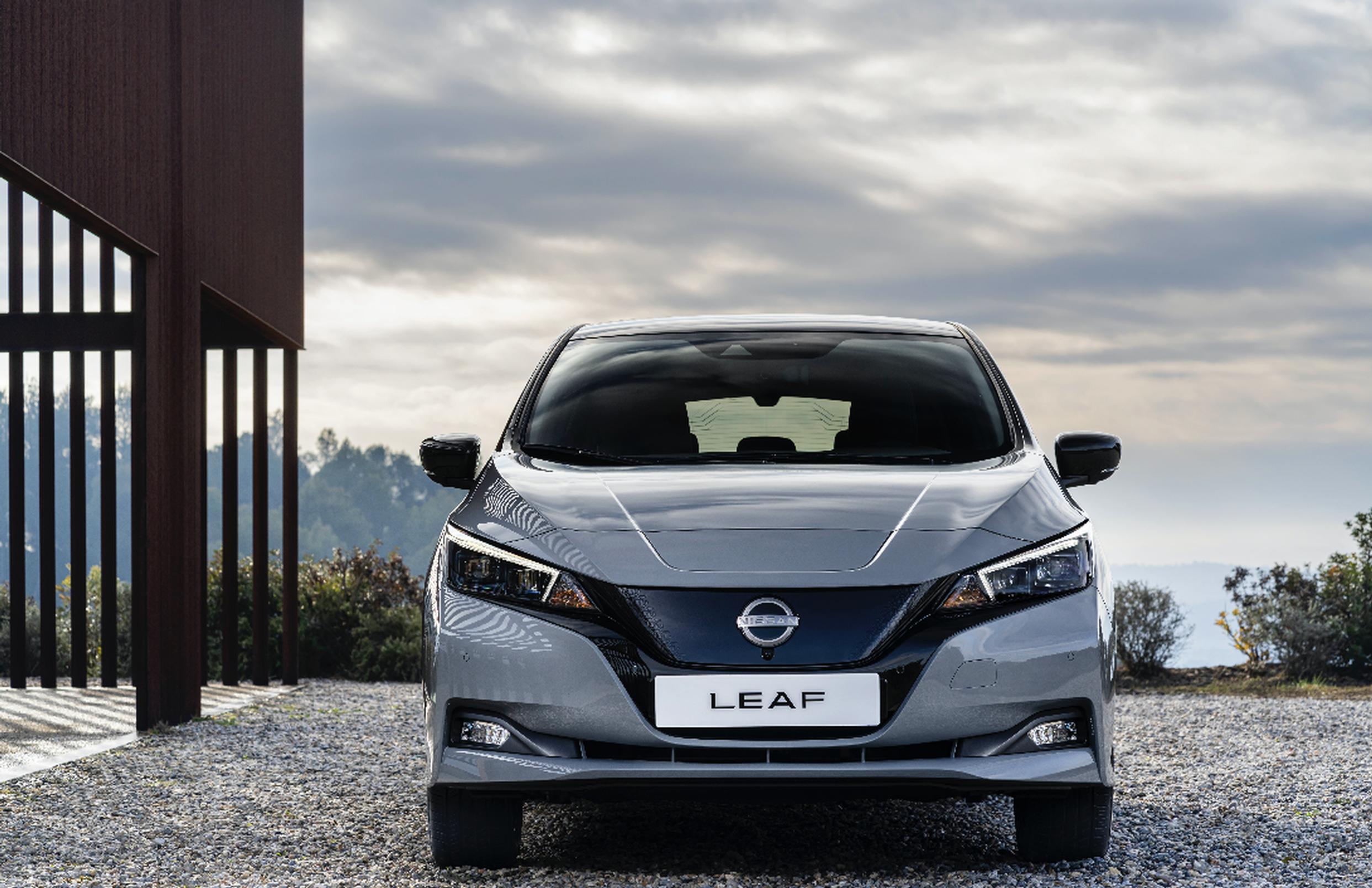 The Nissan LEAF 2022