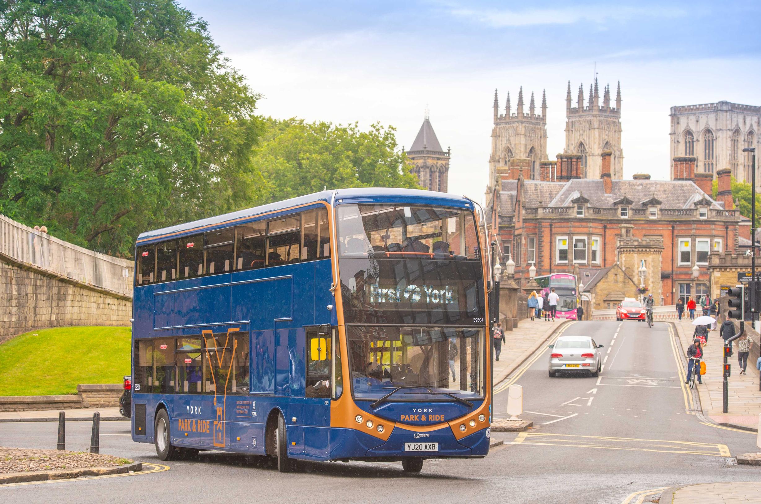 Metrodecker EV in York