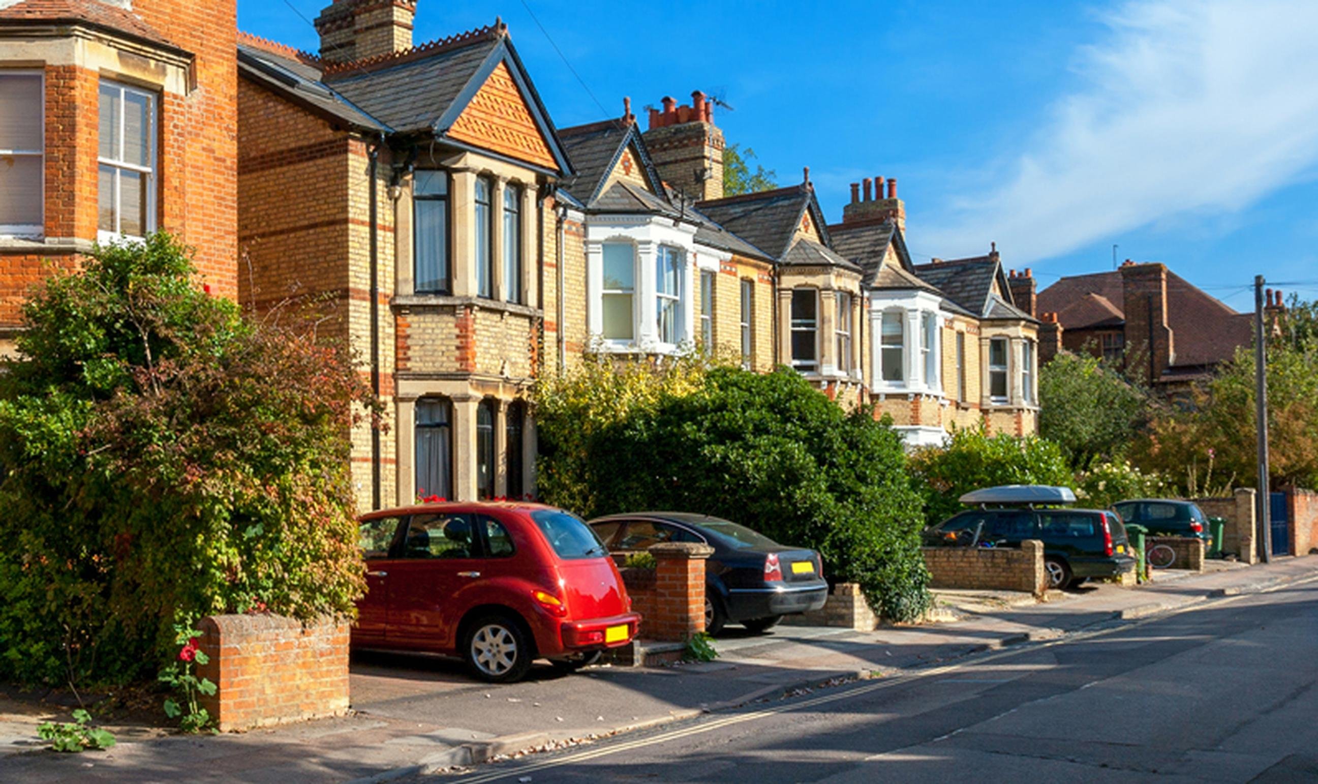 Homeowners made an average of £500 in 2021  by renting their vacant driveways via YourParkingSpace.co.uk