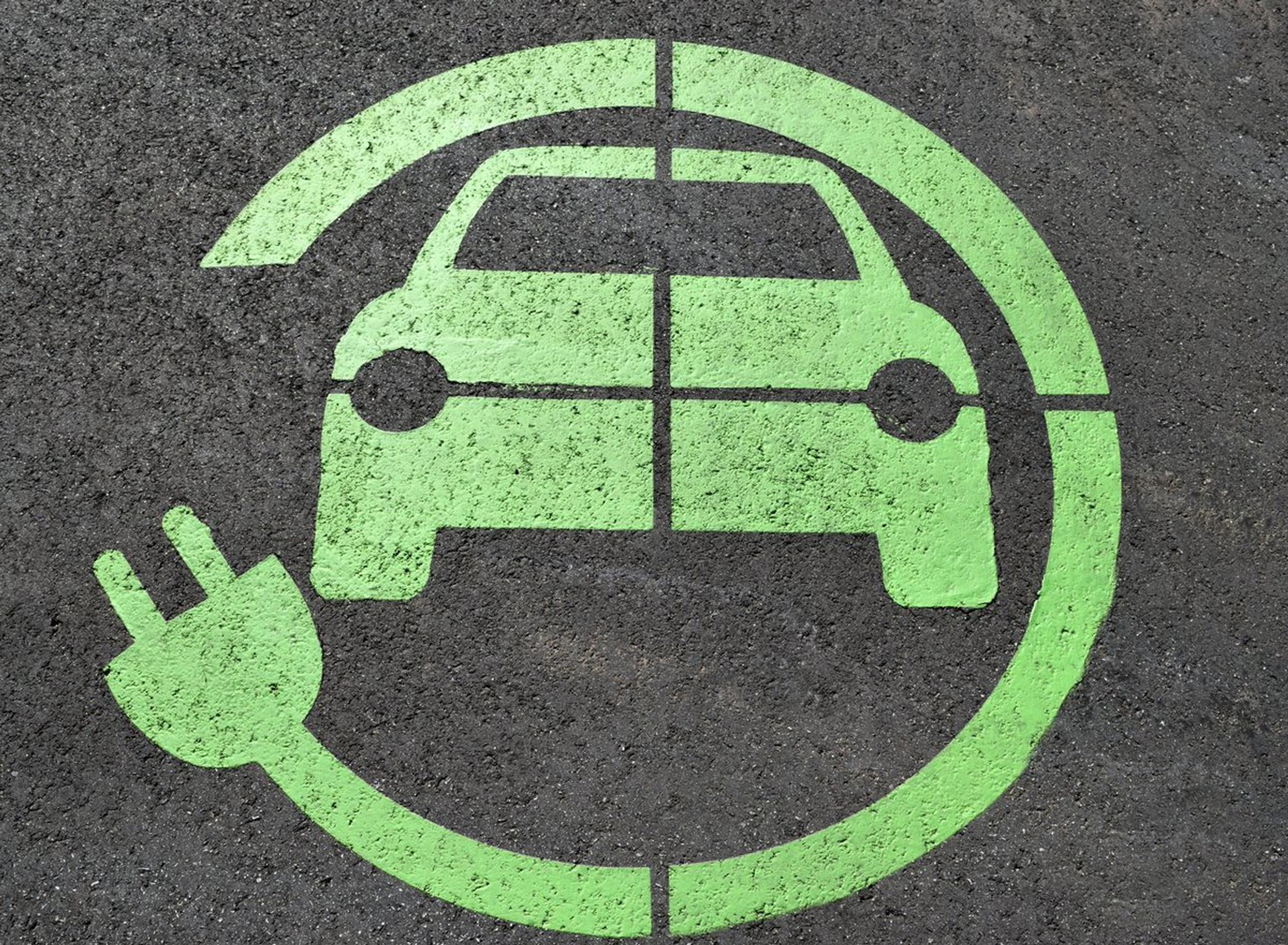 DMUK seeks views on accessible EV charging