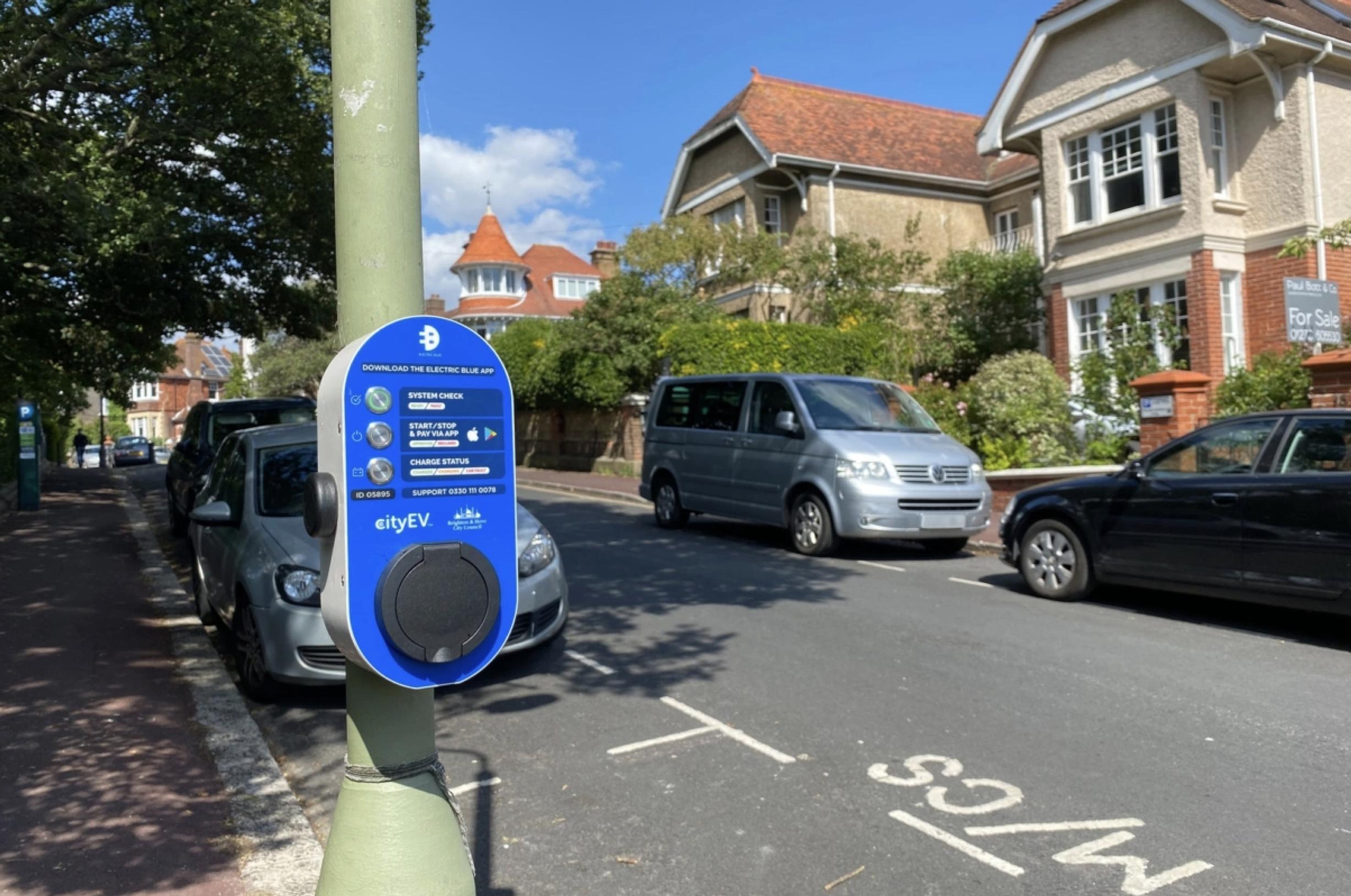 Lamp post chargers in Brighton