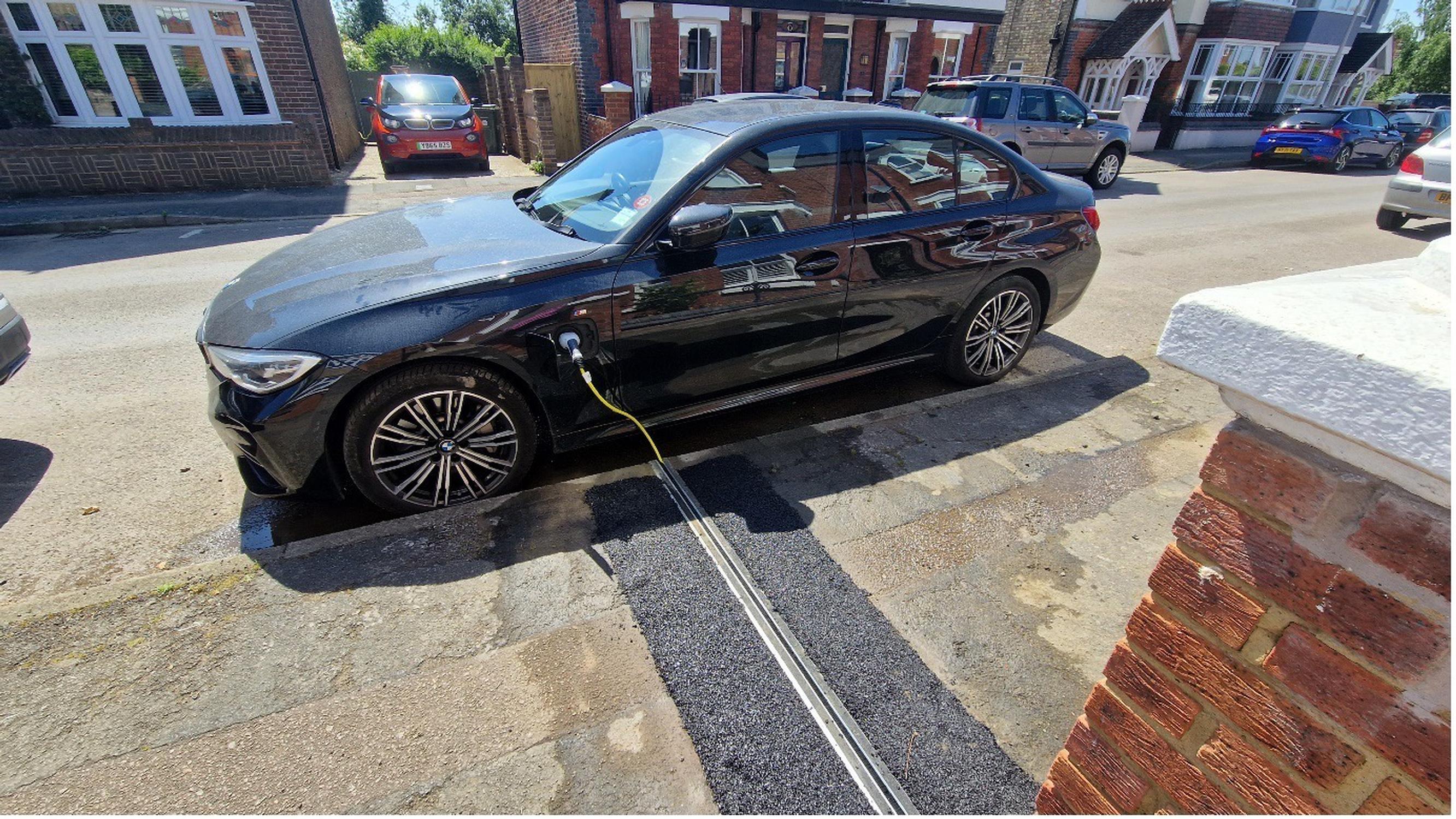 Gul-e electric vehicle charging scheme trialled in Central Bedfordshire