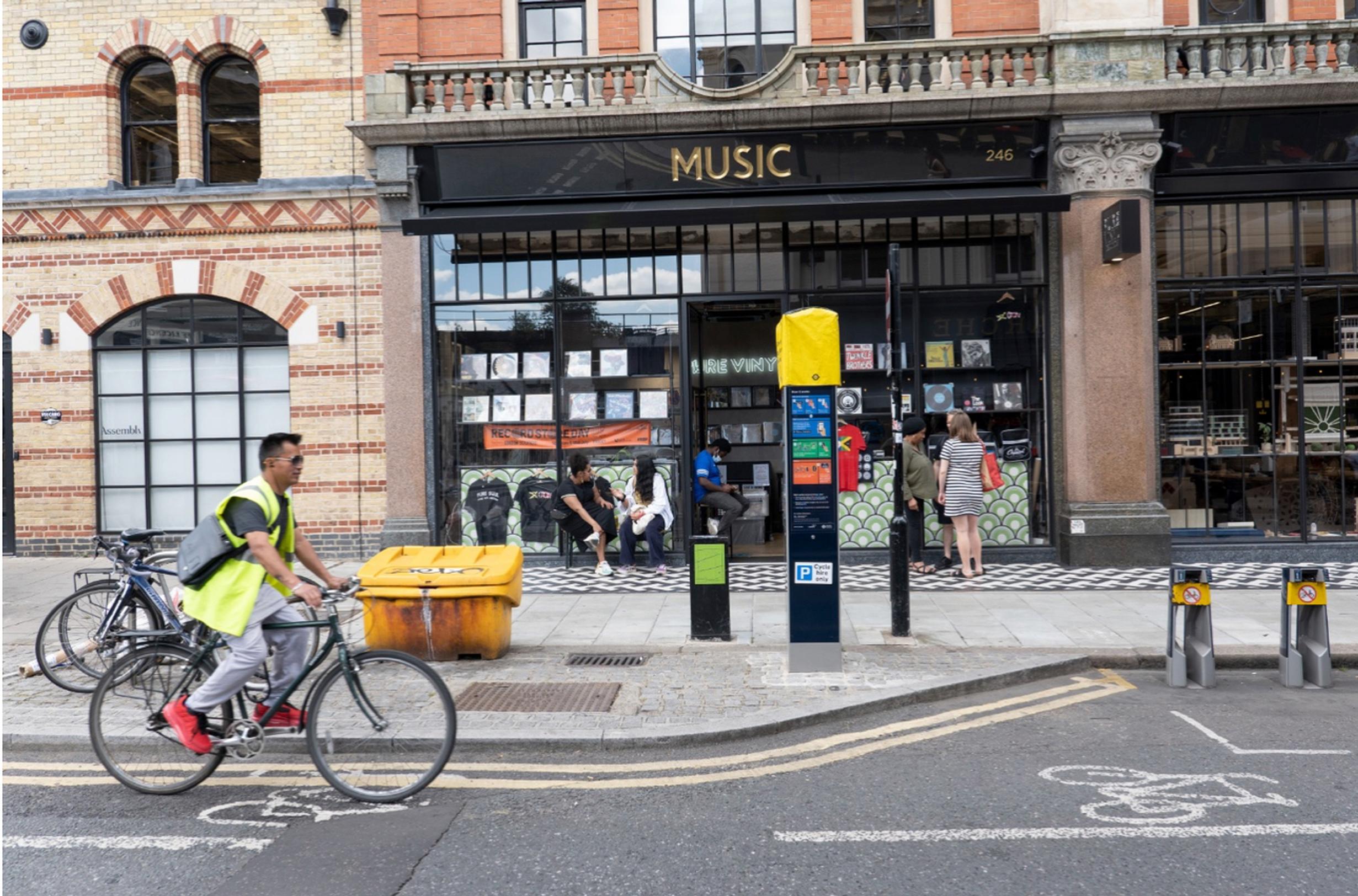 Overall traffic reduced by 6% – or around 6,000 vehicles a day – on internal and boundary roads of the Ferndale LTN, said Lambeth Council