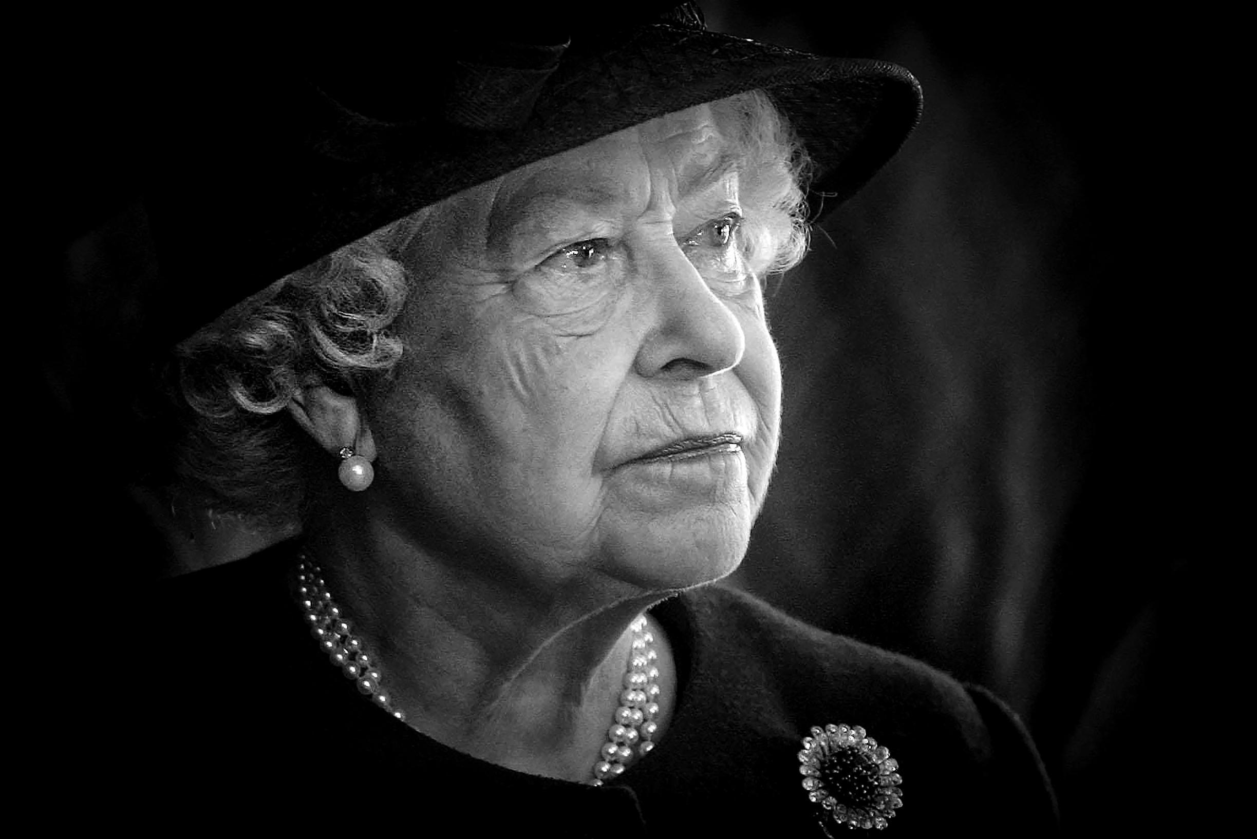 Queen Elizabeth II (Network Rail)