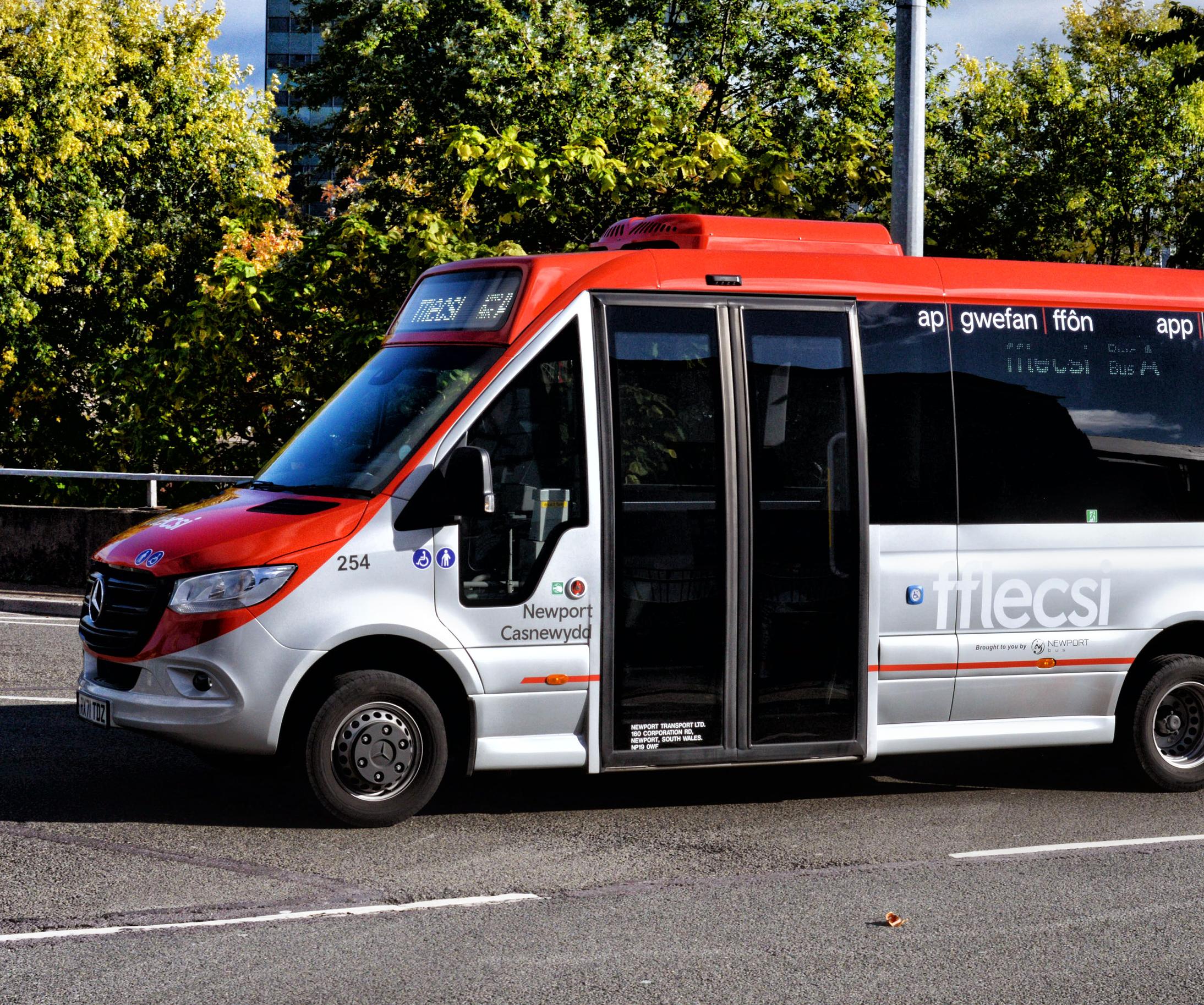 Newport fflecsi DRT service