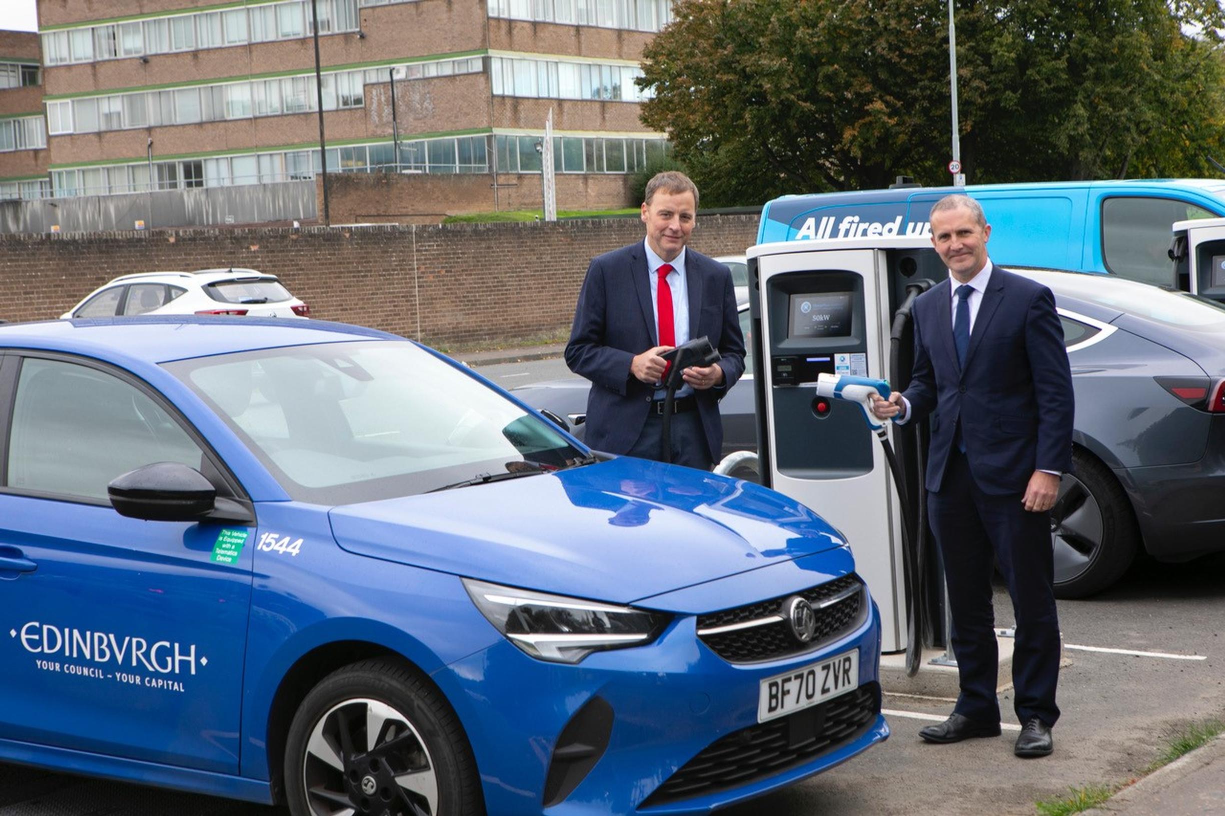Cabinet secretary for net zero, energy and transport, Michael Matheson joined Edinburgh’s transport and environment convener Cllr Scott Arthur on the eve of World EV Day to see one of the new chargepoints
