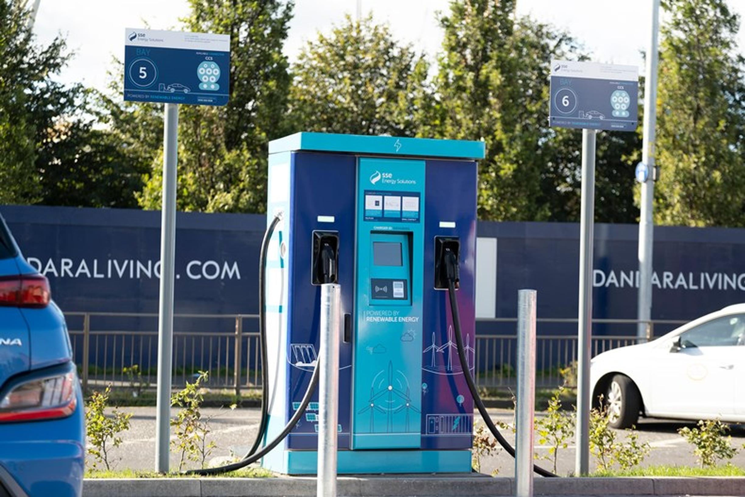 SSE Energy Solutions opens rapid EV charging hub in Glasgow