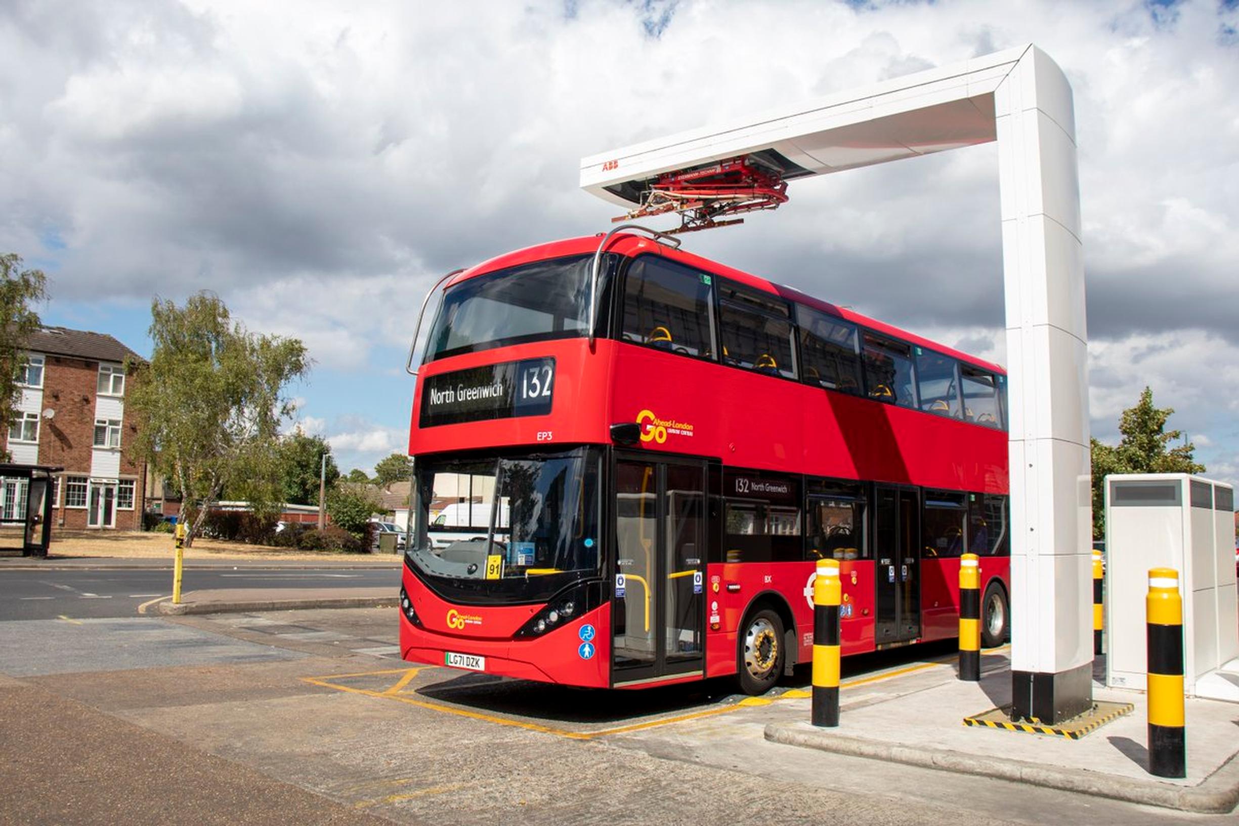 The ABB pantograph provides fast, high-power top-ups at Bexleyheath bus garage