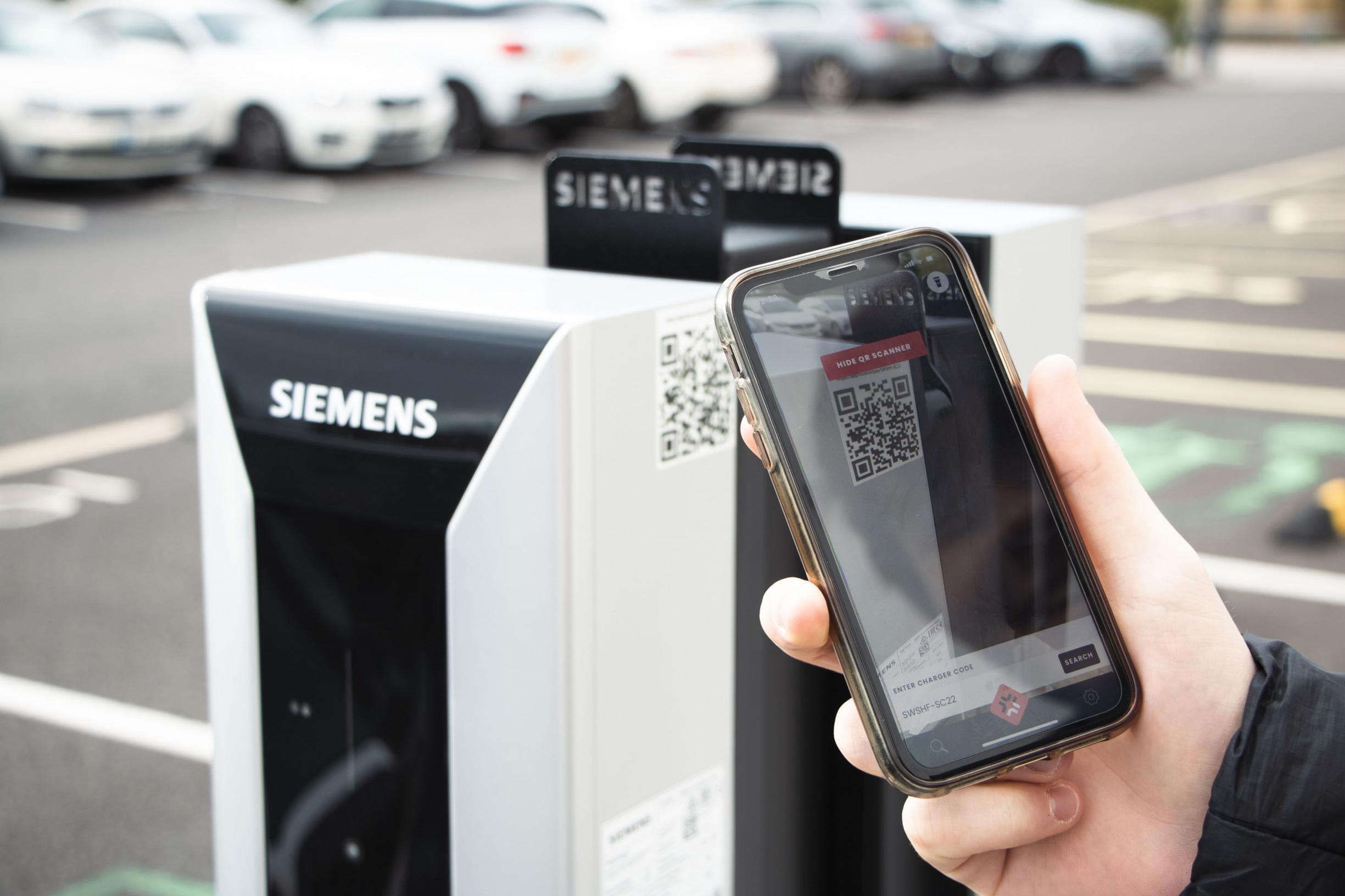 Siemens customers who install VersiCharge and Sicharge D charging stations can use Fuuse’s software to manage the charging infrastructure