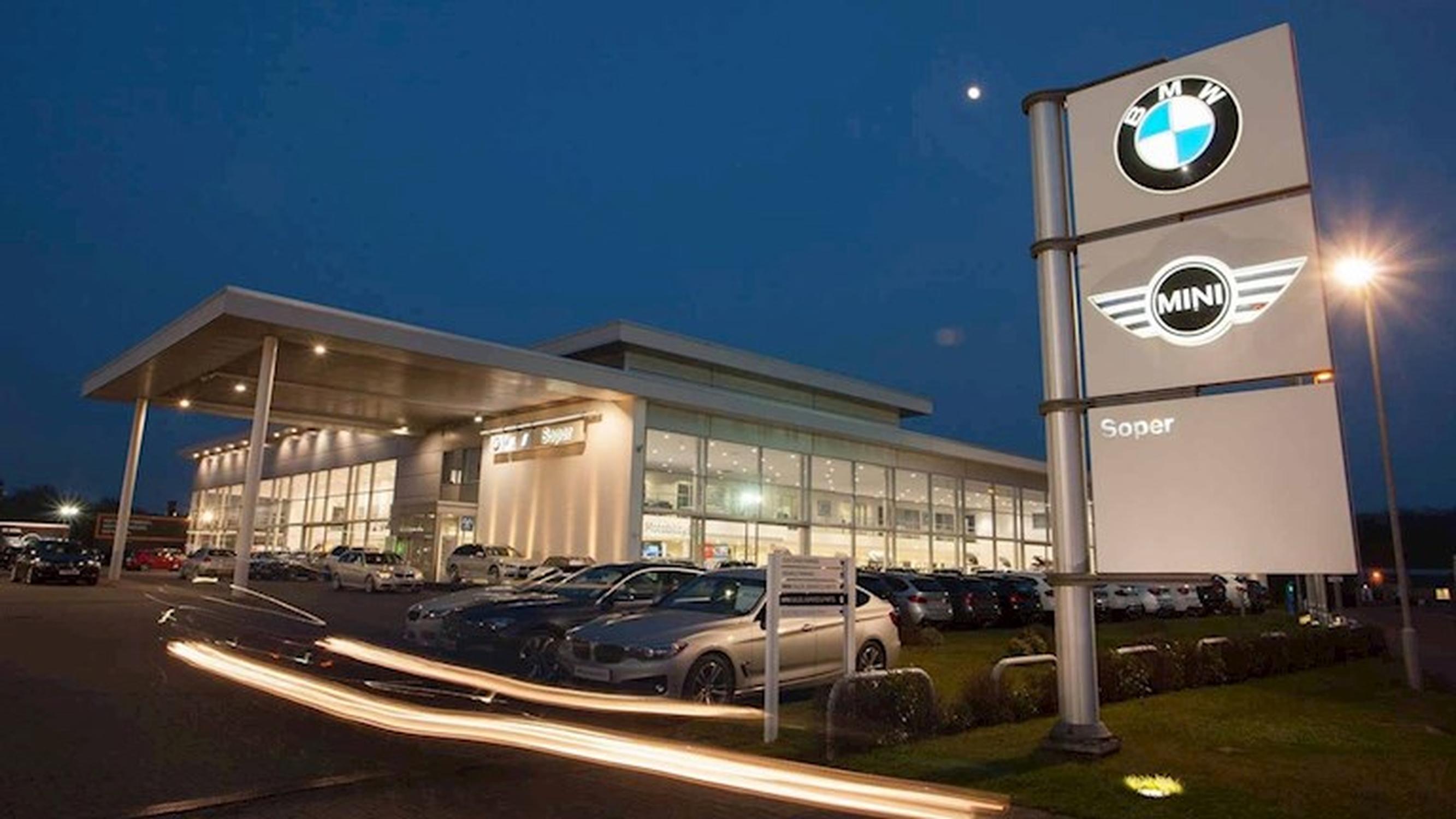 Lincoln BMW dealership installs ABB Terra 360 charger