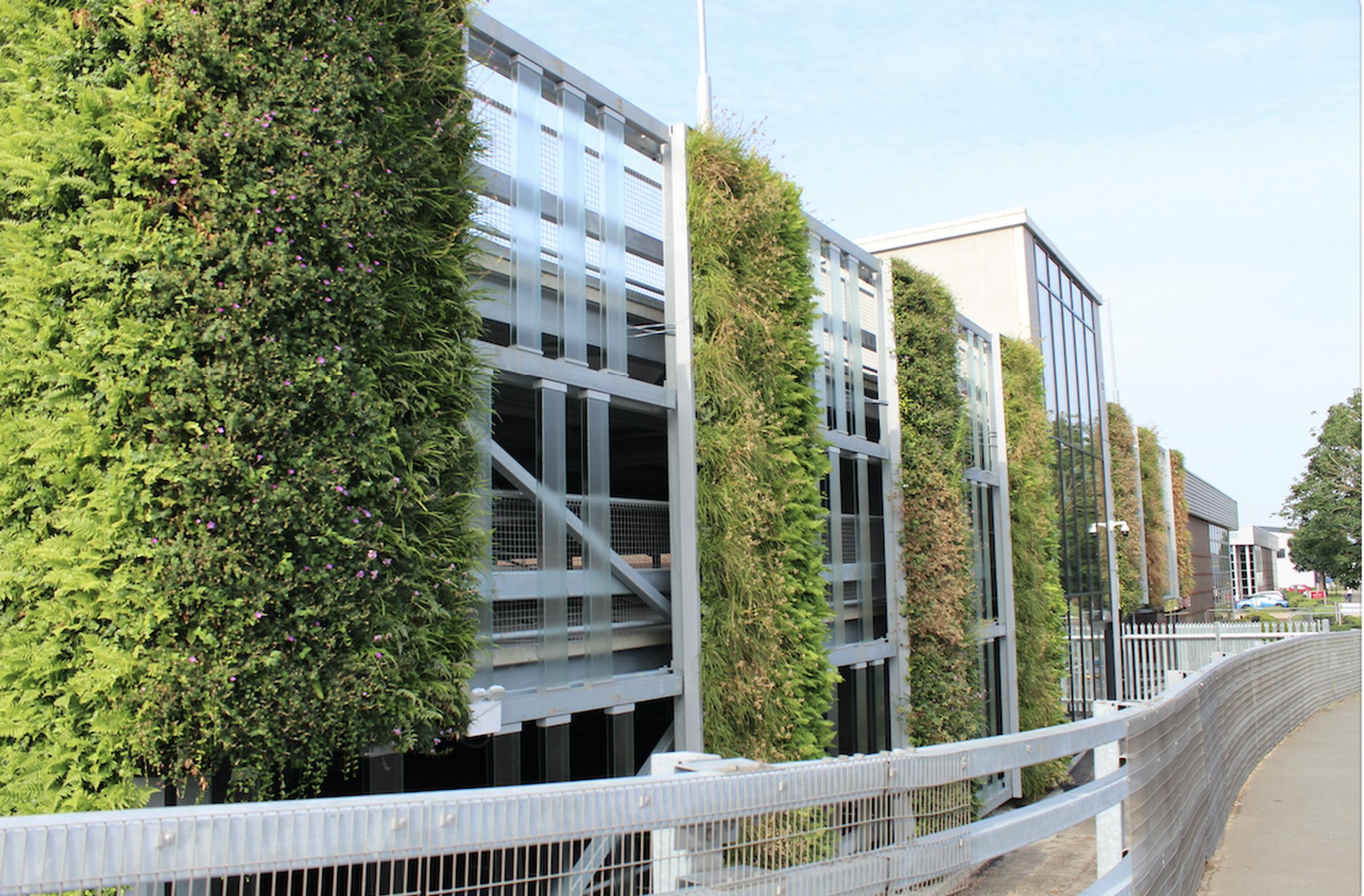 The 222-space MSCP at Bedford Avenue in Slough has a sustainable, low maintenance living wall façade