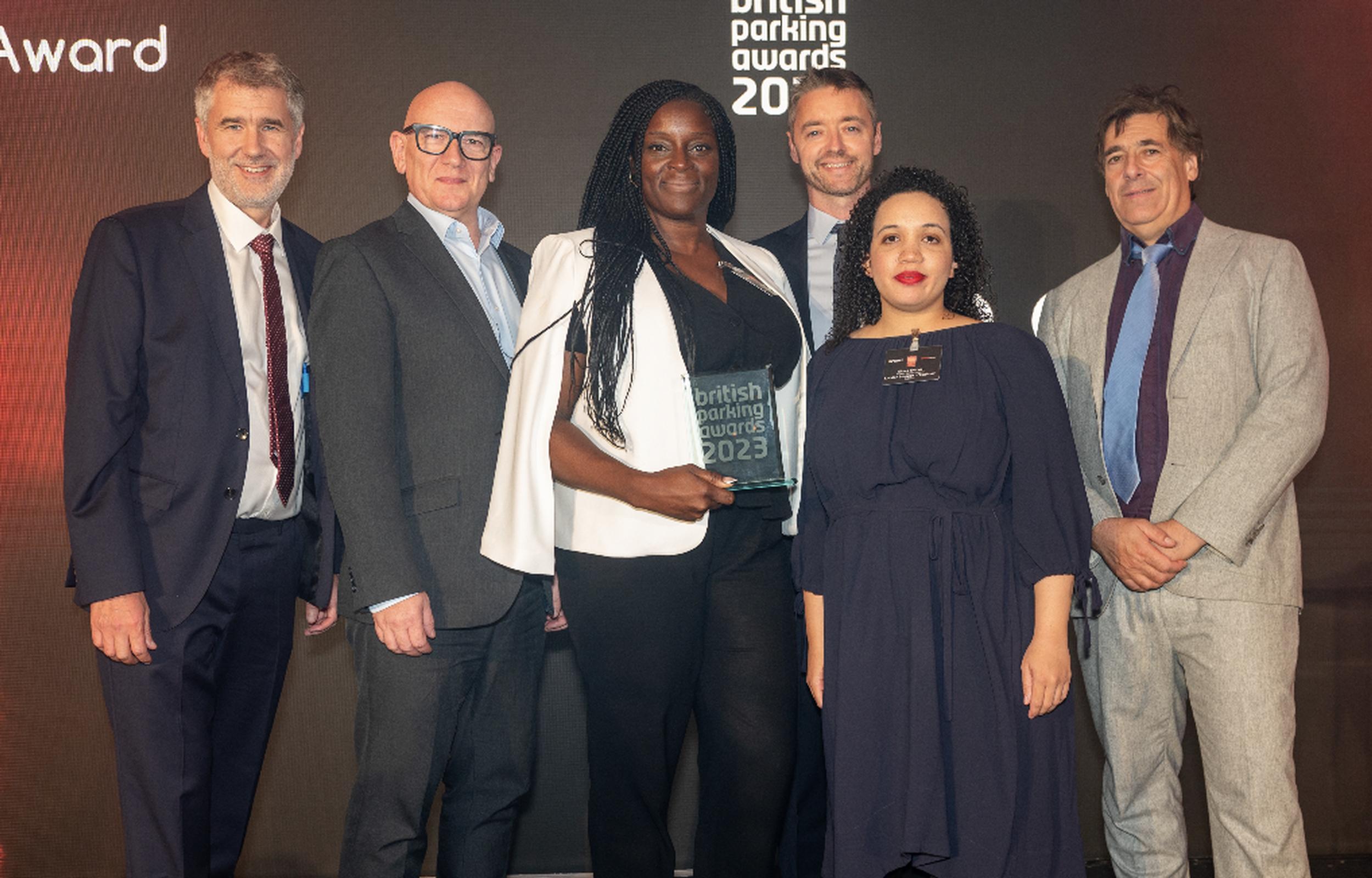 Mark Wilson of Unity5 (sponsor) with Hackney’s Kevin Keady, Gossica Anichebe, Michael Benn, Eloise Grimes and Mark Steel