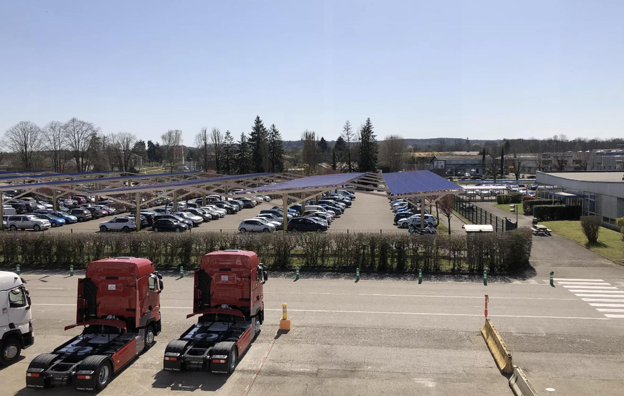 The Renault Trucks industrial site in Bourg-en-Bresse to be equipped with 17 hectares of solar canopies