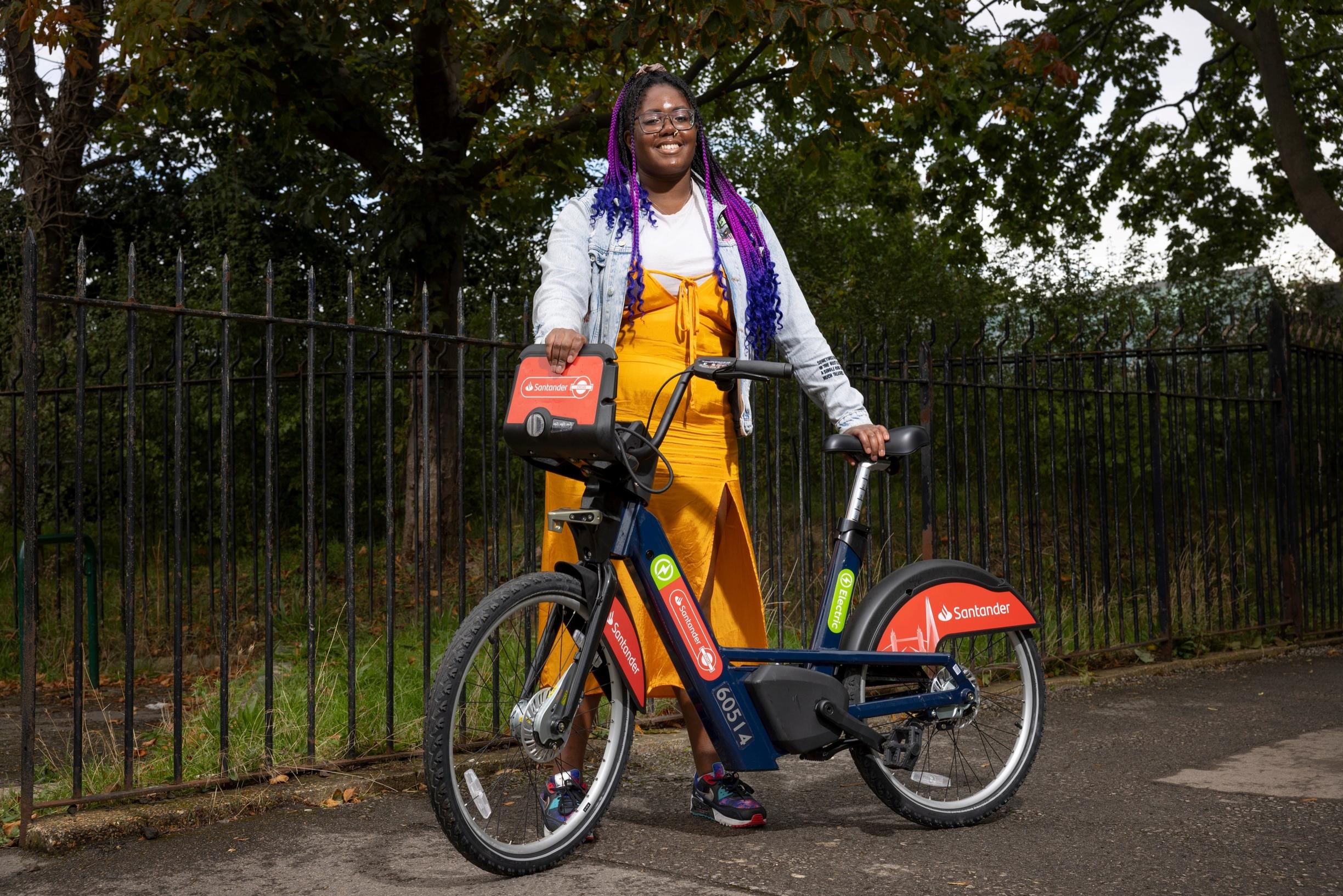 Since their launch in 2022, Santander e-bikes have generated double the number of hires of the ‘classic’ hire bikes