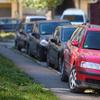Pavement parking: Government needs to step up