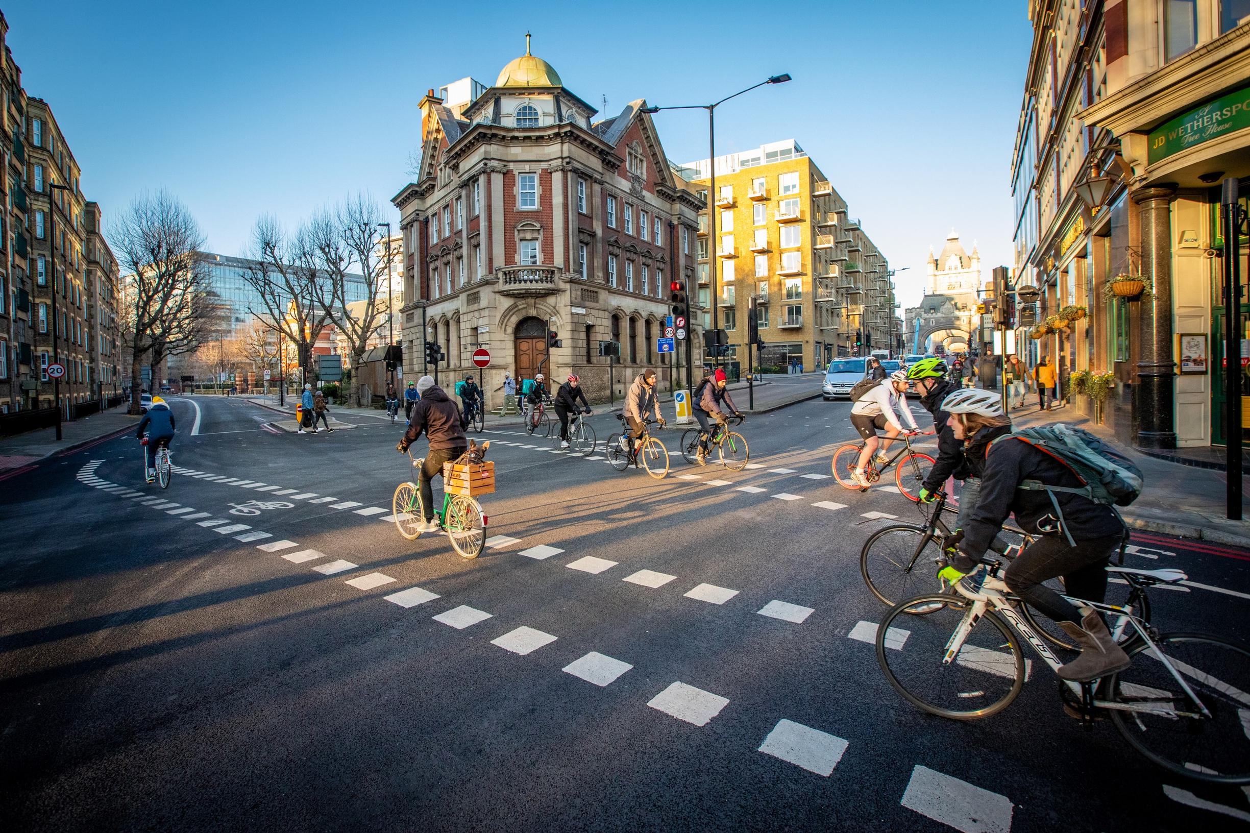 Cycleway 3 runs from Barking in the east to Lancaster Gate in central London