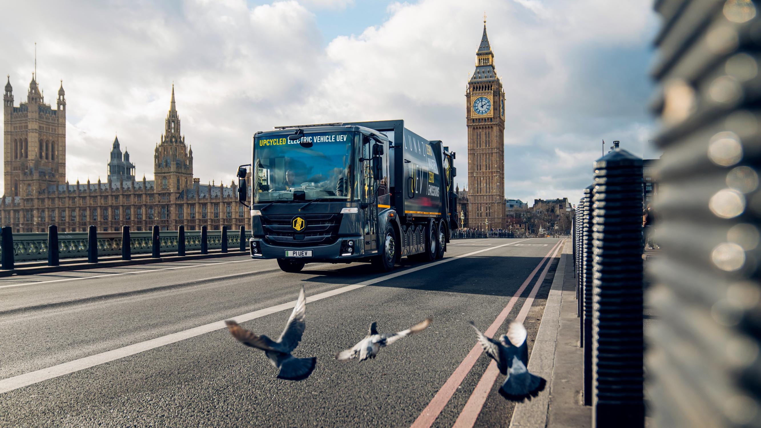 A Lunaz upcycled refuse truck