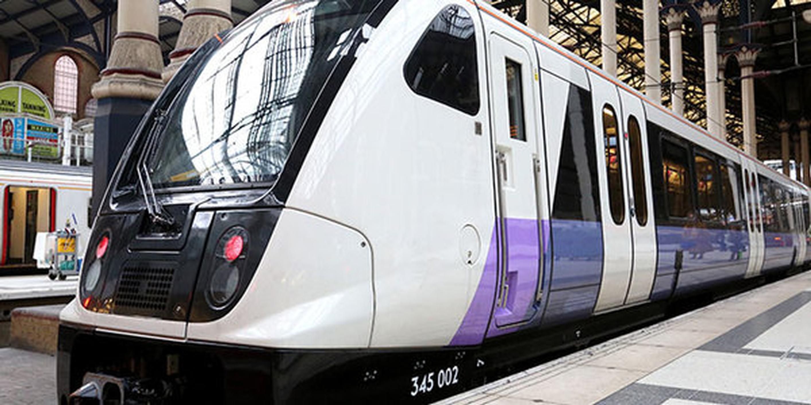 More trains for Elizabeth line could help save UK rail building