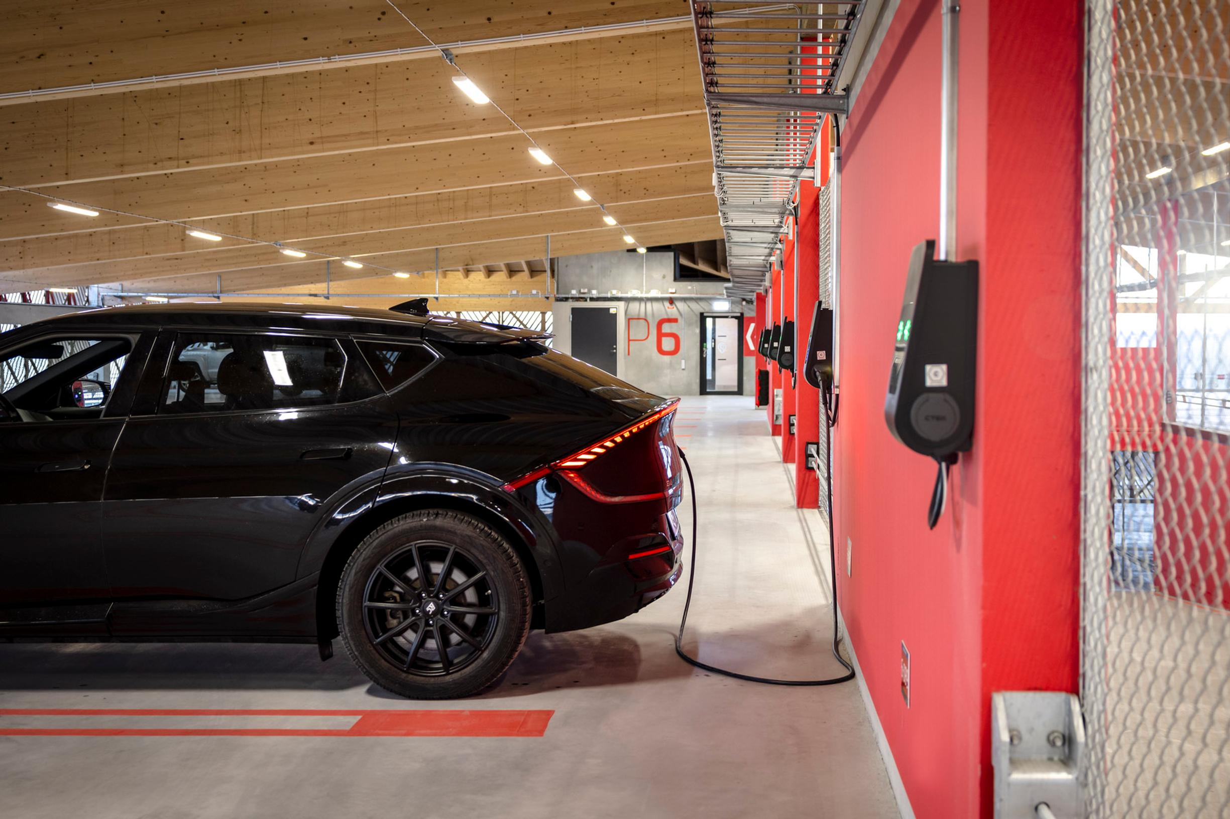Finding the sweet spot for car park EV charging