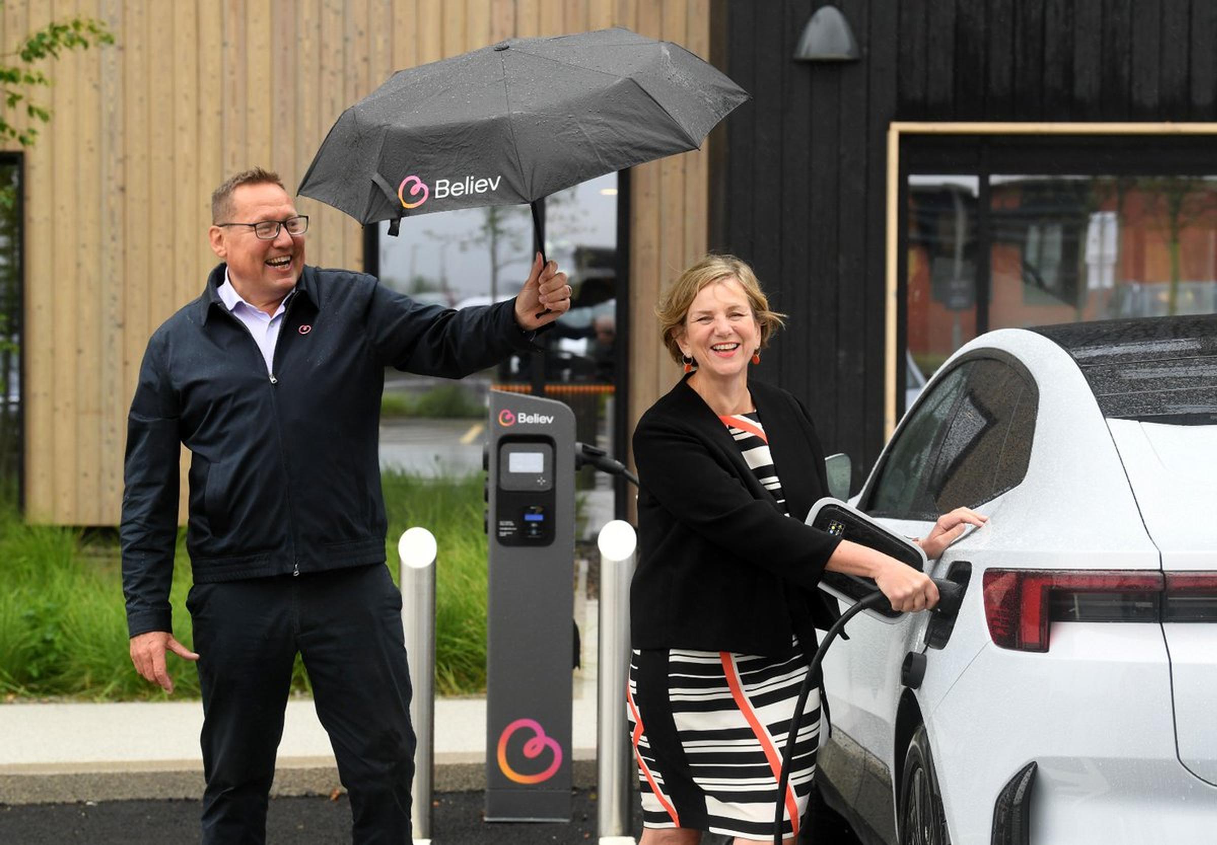 Government promises over 100,000 more EV chargepoints
