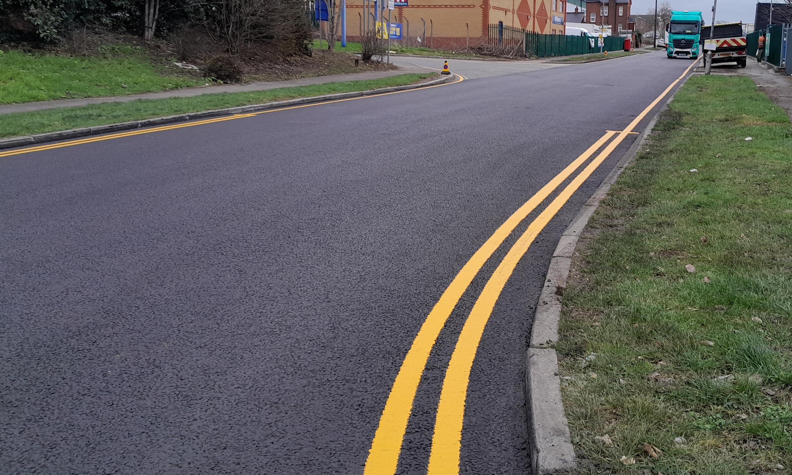 Yellow lines in Reading
