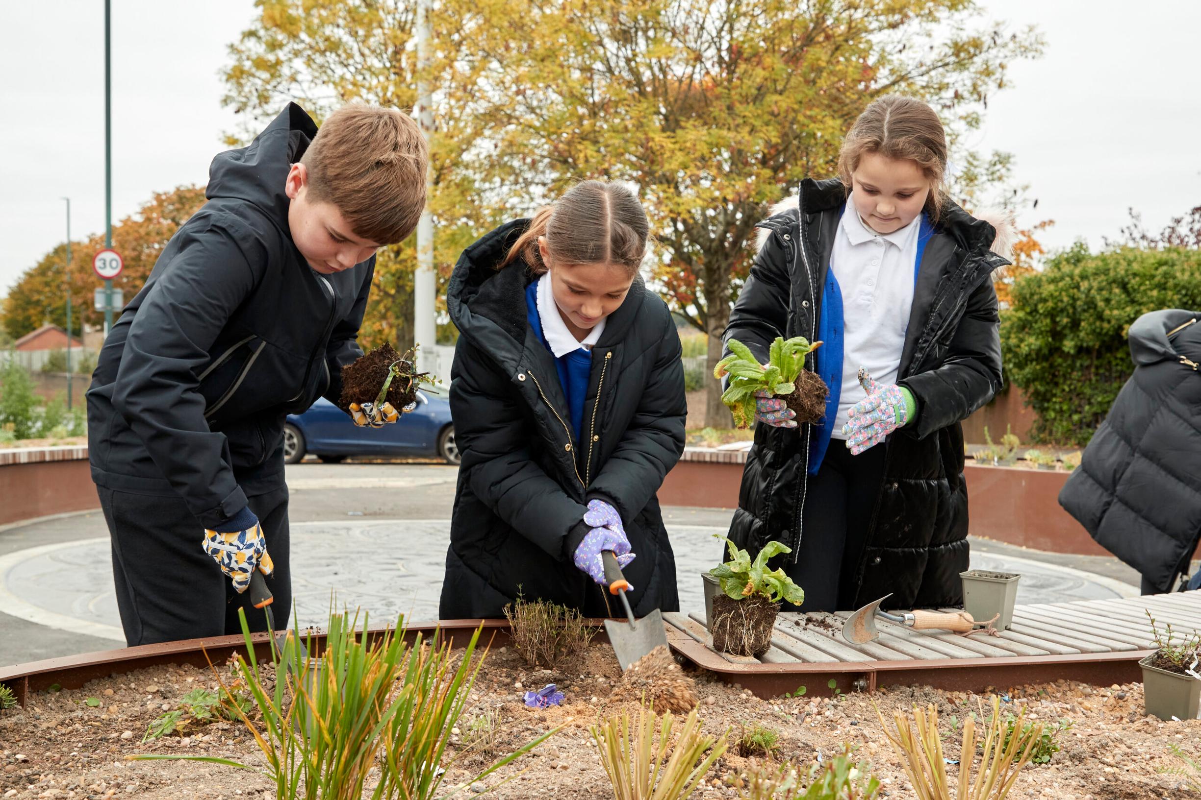 Pupils from Old Basford Primary School visited Nottingham City Council’s new mobility hub in Percy Street