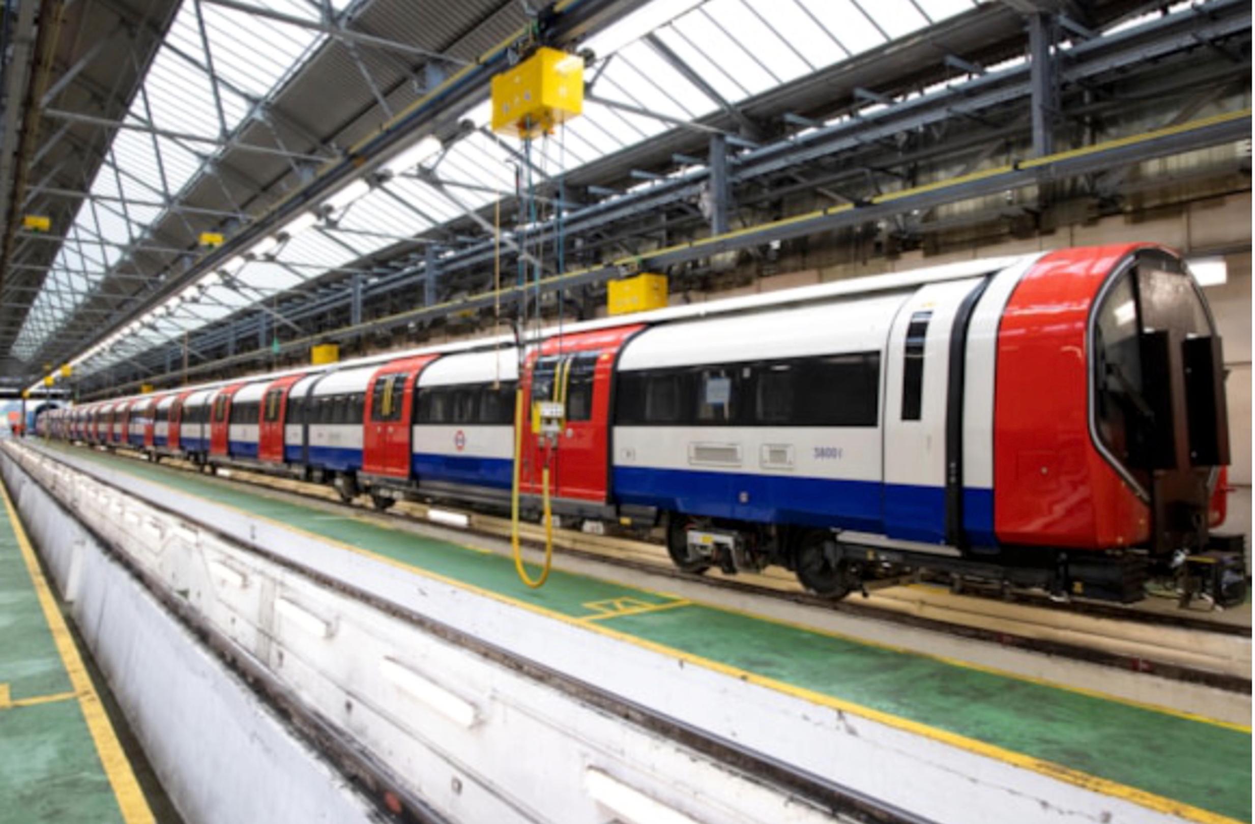 Piccadilly line renewal costs rise above £3bn budget