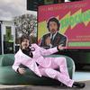 Laurence Llewelyn-Bowen plugs into new mission