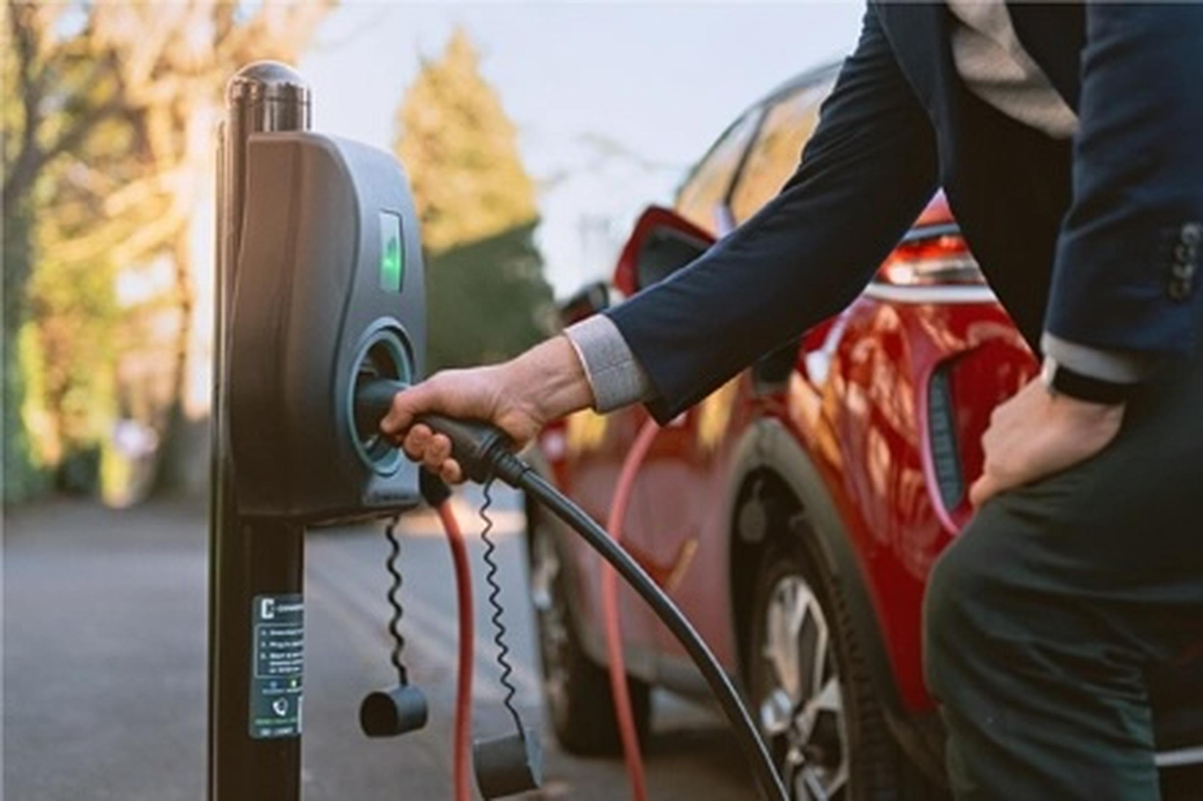 EV charger street works permits guidance published